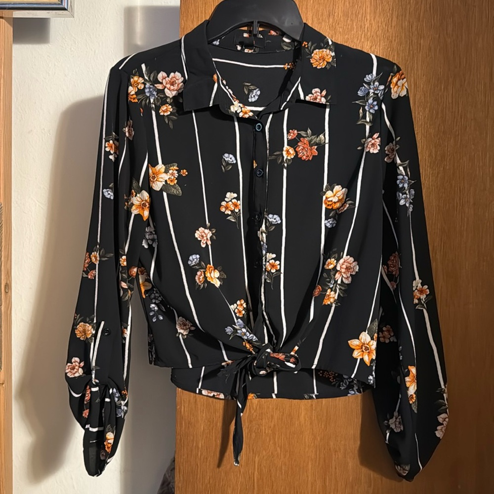 Crop top floral button down
